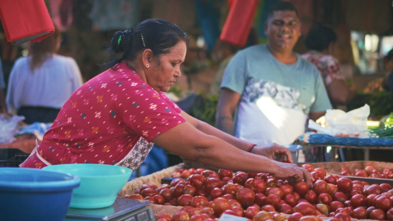 Marché de Mahébourg : Pratimah, une vie entre la terre et les étals